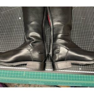 Ariat Monaco tall boots size 9B full calf medium height 🔥